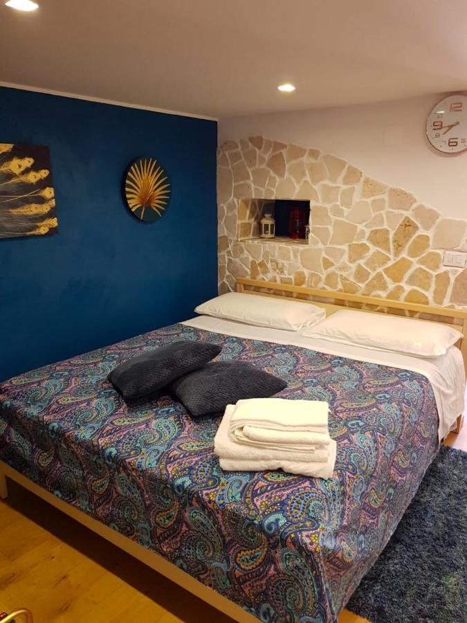 Green House Bed & Breakfast โมโนโปลี ภายนอก รูปภาพ
